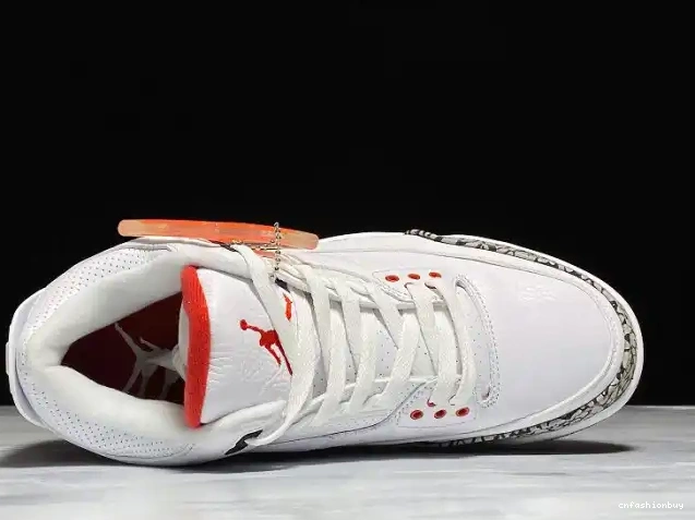 Fame Jordan of Hall Air 136064-116 3 Retro 0705
